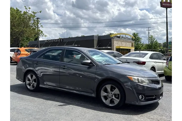 $13995 : 2012 Camry SE V6 image 4