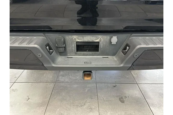 $38500 : Ford F-150 2023 4x4 XLT 4dr image 6