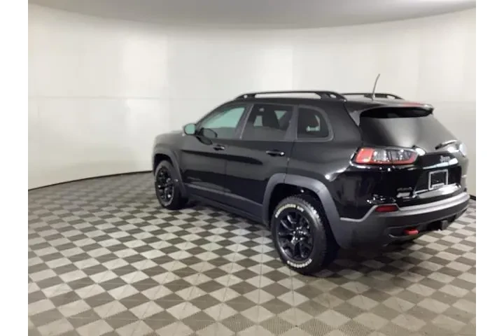 $27495 : Jeep Cherokee 2022 4x4 Trail image 4