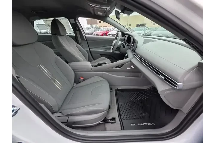 $22990 : Hyundai ELANTRA 2025 SEL Spo image 10