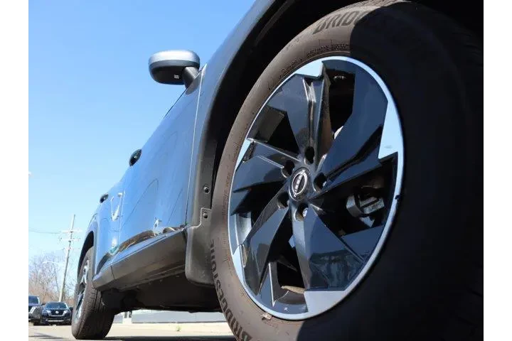 $27995 : Nissan Rogue 2025 AWD SV 4dr image 9