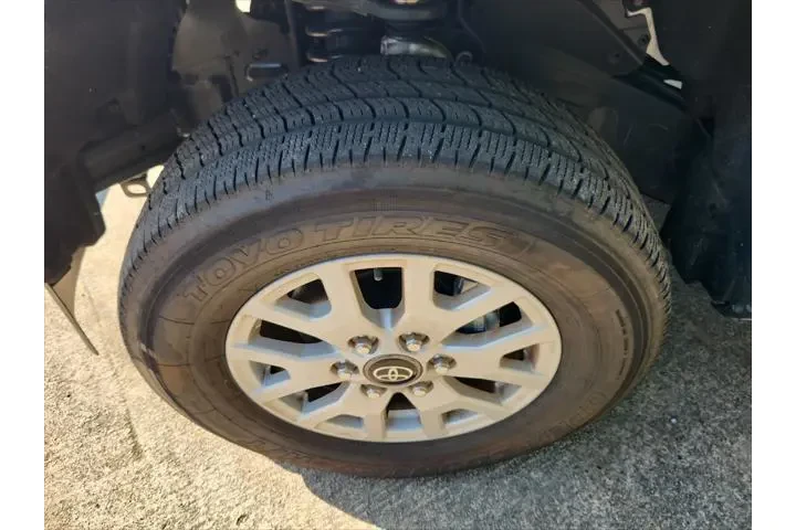 $37991 : Toyota Tacoma 2024 4x4 SR5 4 image 10