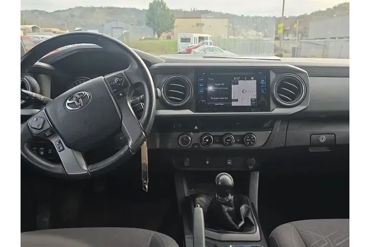 $31000 : Toyota Tacoma 2017 4x4 TRD S image 10