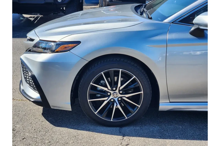 $22759 : Toyota Camry 2023 SE 4dr Sed image 9