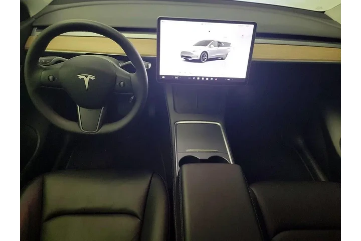 $31998 : Tesla Model Y 2022 AWD Long image 9