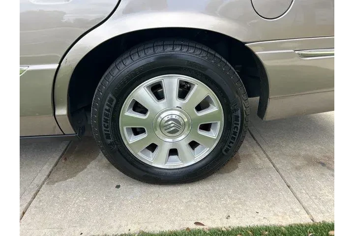 $8981 : Mercury Grand Marquis 2004 L image 7