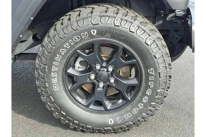 $27900 : Jeep Wrangler Unlimited 2021 image 8