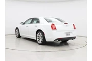 $29998 : Chrysler 300 2019 C 4dr Seda thumbnail