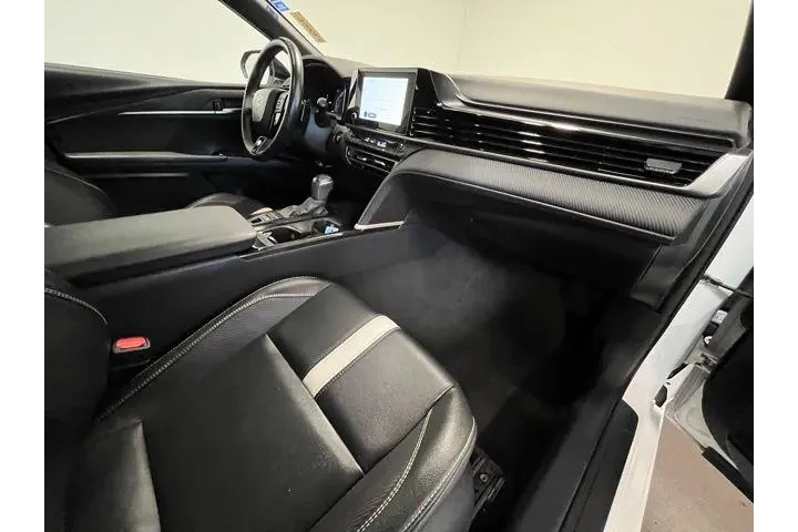 $28915 : Toyota Camry 2025 SE 4dr Sed image 10