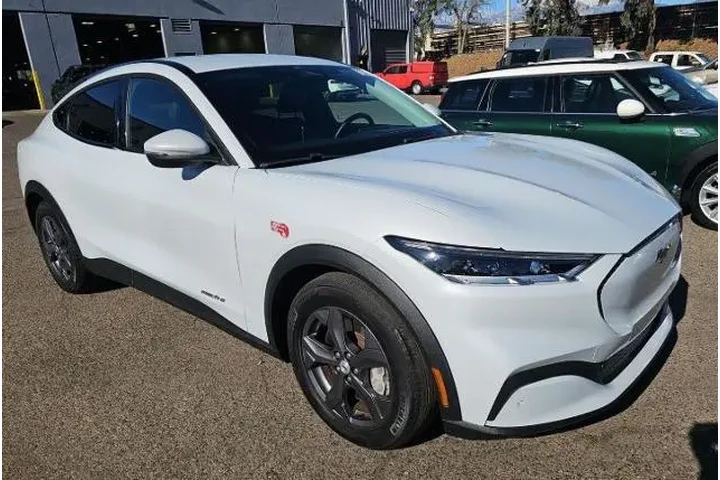 $23800 : Ford Mustang Mach-E 2022 Sel image 2