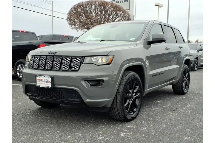 $22900 : Jeep Grand Cherokee 2021 4x4 image 3