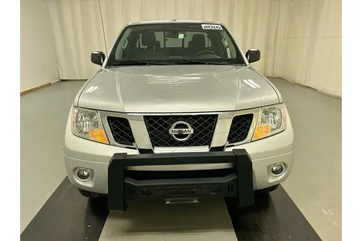 $17611 : Nissan Frontier 2016 4x4 PRO image 3