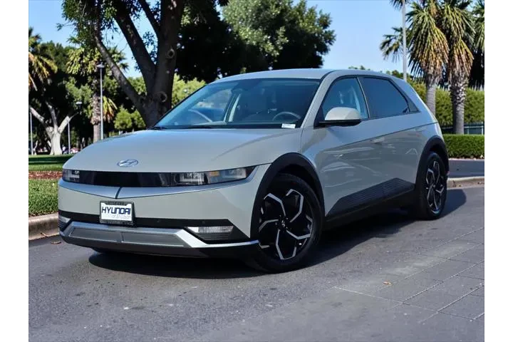 $25995 : Hyundai IONIQ 5 2024 SEL 4dr image 1