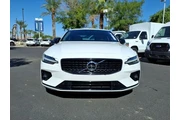 $26826 : Volvo S60 2022 B5 Momentum 4 thumbnail