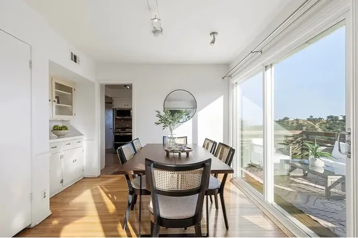 $4500 : PROPERTY FOR RENTALS image 4