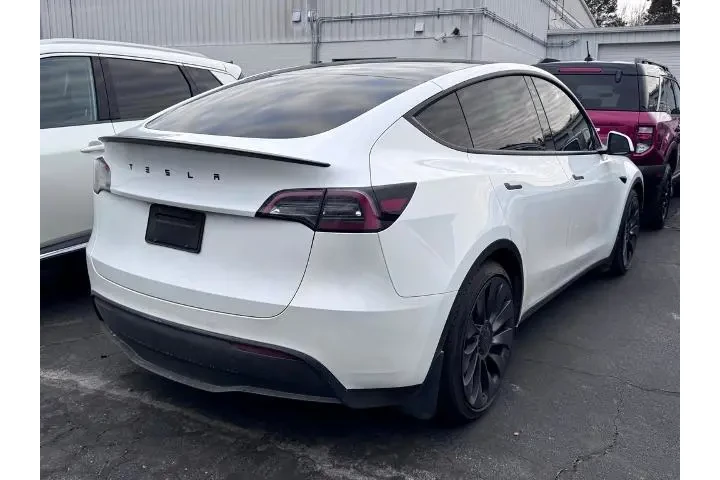 $33731 : Tesla Model Y 2023 AWD Perfo image 4