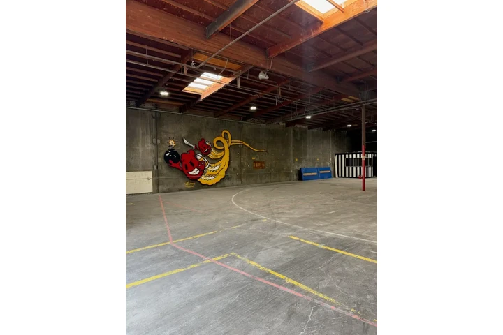 $6500 : Bodega Disponible en Gardena image 4