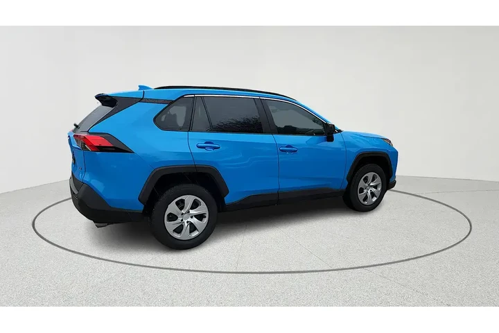 $22692 : Toyota RAV4 2019 LE 4dr SUV image 8