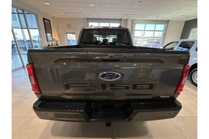 $39992 : Ford F-150 2023 4x4 XLT 4dr image 4