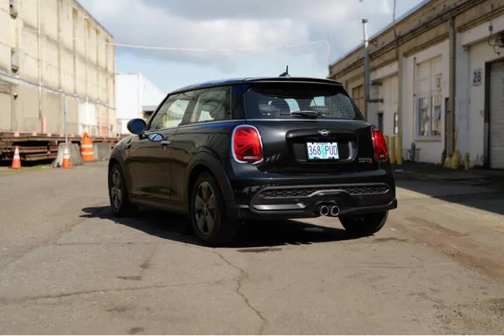 $25988 : 2024 MINI Hardtop 2 Door Coop image 8
