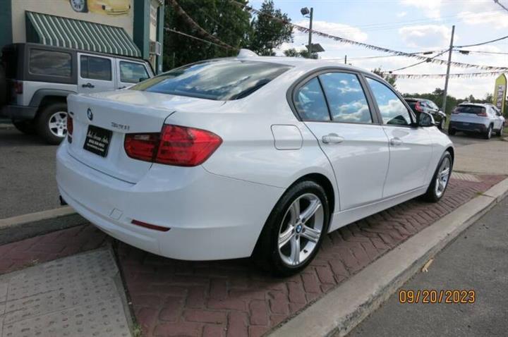 $13995 : 2015 BMW 3 Series 320i xDrive image 4