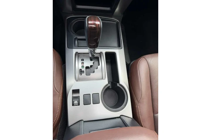 $39999 : 2024 Toyota 4Runner image 10