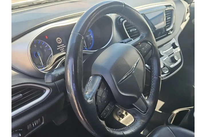 $22500 : Chrysler Pacifica 2020 Touri image 2