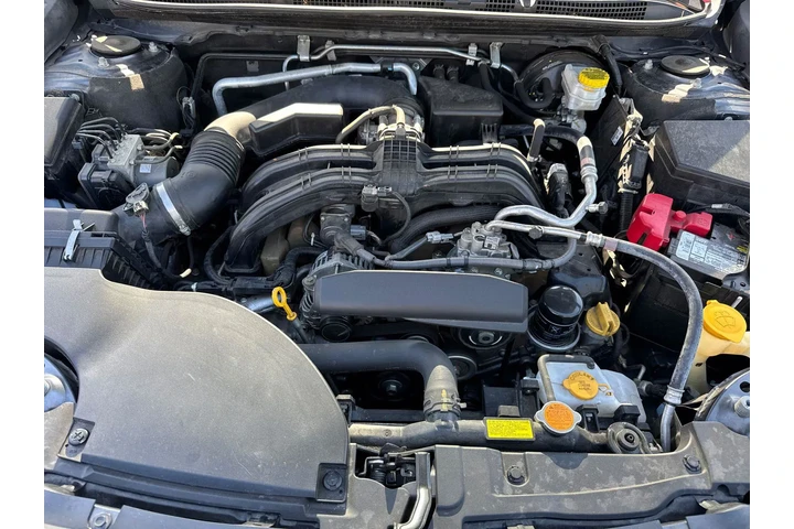 $19995 : Subaru Legacy 2020 AWD Limit image 6