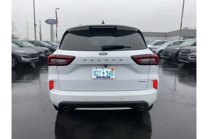 $23720 : Ford Escape 2023 AWD ST-Line image 6
