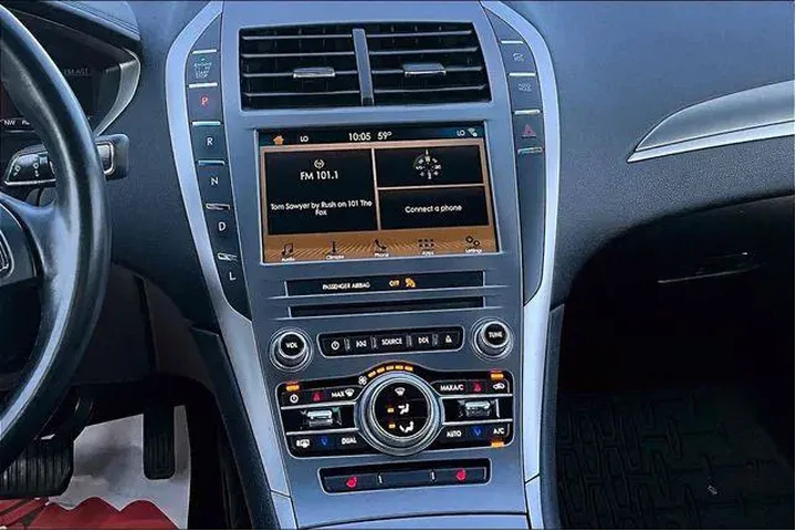 $14000 : Lincoln MKZ Hybrid 2017 Prem image 9