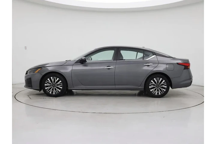 $20998 : Nissan Altima 2024 2.5 SV 4d image 3