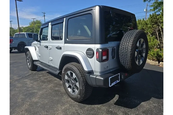 $35740 : Jeep Wrangler Unlimited 2022 image 3