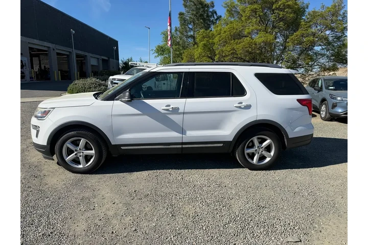 $16250 : Ford Explorer 2019 XLT 4dr S image 2