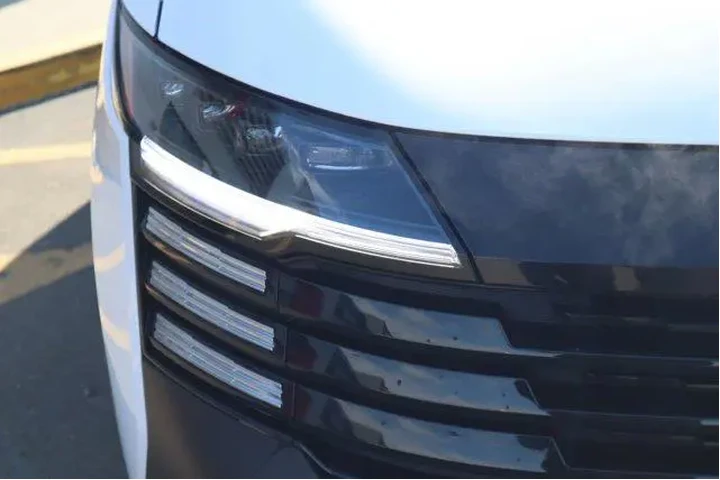 $21923 : Nissan Kicks 2025 AWD S 4dr image 8