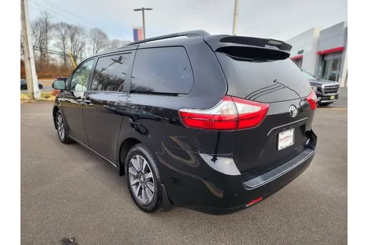 $25999 : Toyota Sienna 2018 AWD XLE 7 image 5