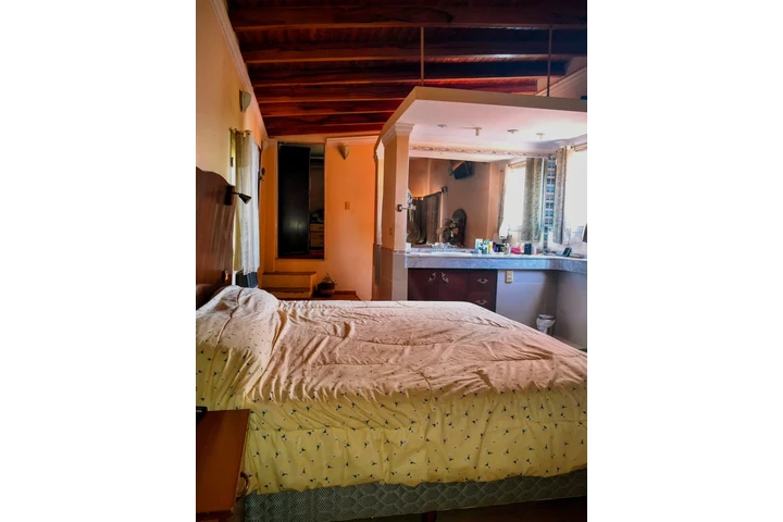 $111 : Venta Residencia exclusiva image 5