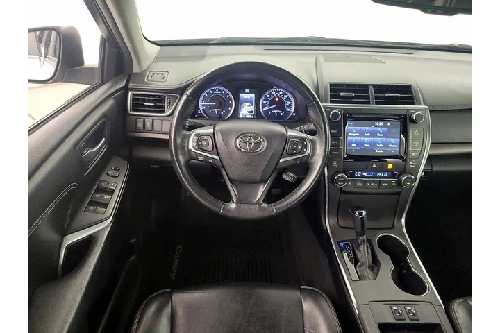 $17998 : Toyota Camry 2016 XLE V6 4dr image 10