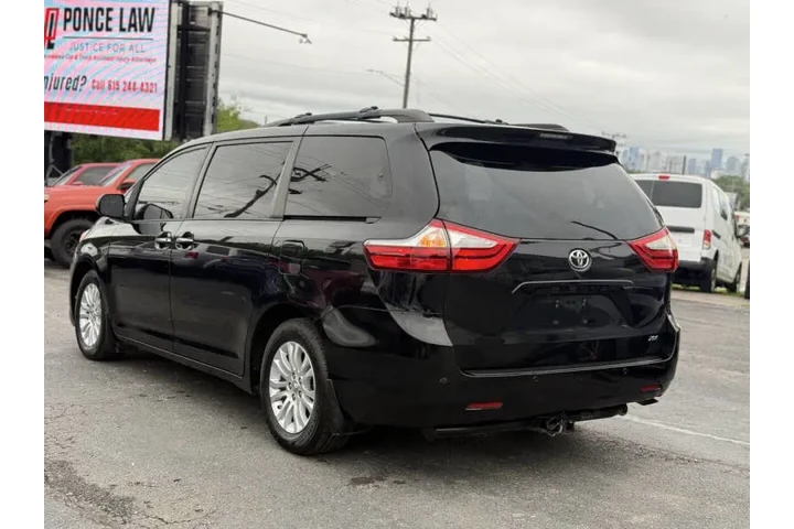 $21495 : 2017 Sienna XLE Premium 8-Pas image 7