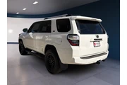 $38995 : Toyota 4Runner 2023 4x2 SR5 thumbnail