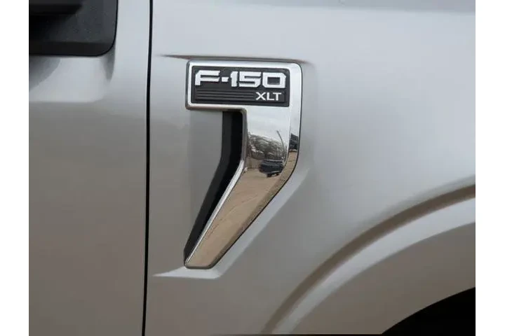 $26987 : Ford F-150 2023 4x2 XL 4dr S image 10