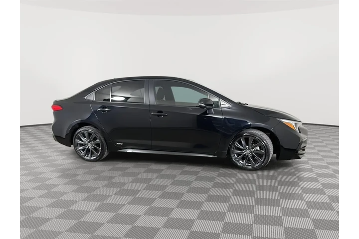 $26280 : Gold Certified 2023 Corolla H image 7