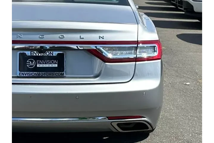 $33995 : Lincoln Continental 2020 AWD image 8