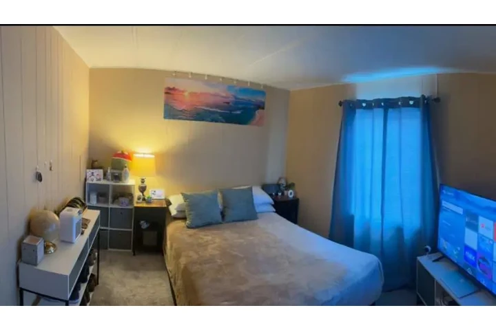 $785 : Cuarto de renta en Cypress image 4