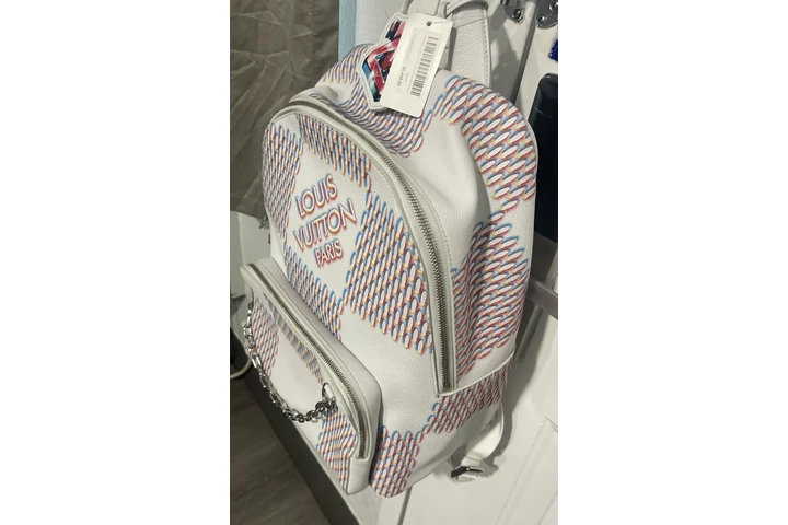 $5500 : Mochila nueva muy buena marca image 6