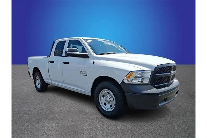 $27988 : Ram 1500 Classic 2023 4x2 Tr image 3