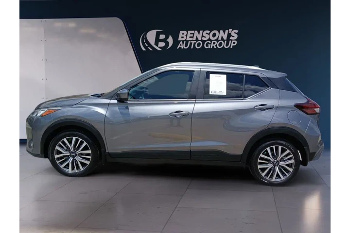 $20991 : Nissan Kicks 2024 SV 4dr Cro image 2