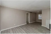 $800 : Rental property with 2 bedro thumbnail