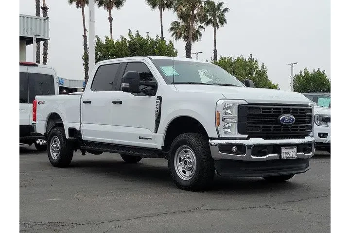 $51750 : Ford F-250 Super Duty 2024 4x image 1