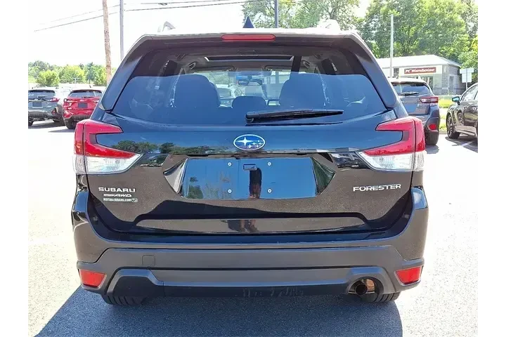 $19578 : Subaru Forester 2019 AWD Pre image 5