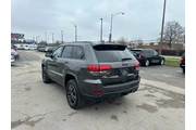 $14980 : 2017 Grand Cherokee Trailhawk thumbnail